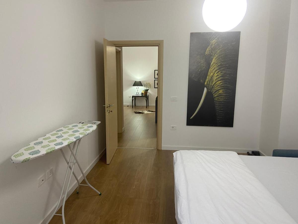 Mb Luxury Apartments Тирана Экстерьер фото